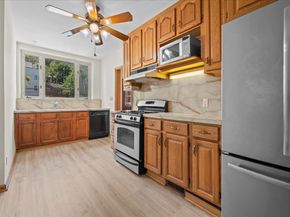 140 Van Cortlandt Park S, Bronx NY 10463