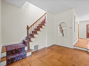 140 Van Cortlandt Park S, Bronx NY 10463