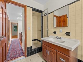 140 Van Cortlandt Park S, Bronx NY 10463