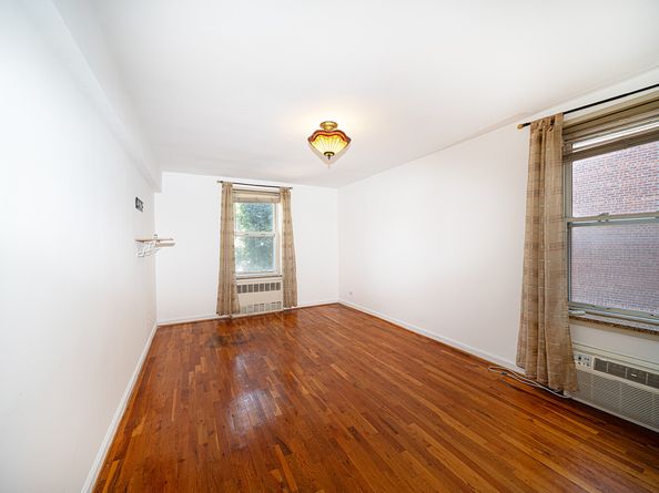1717 East 18th Street 4F, Brooklyn NY 11229