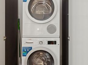 302 East 96th Street 302, New York NY 10128