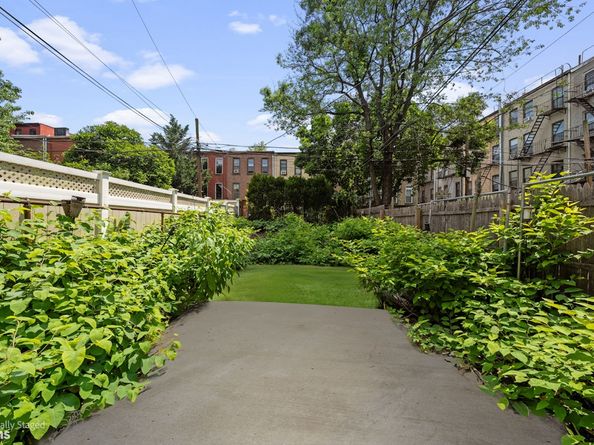 552 Macon Street, Brooklyn NY 11233