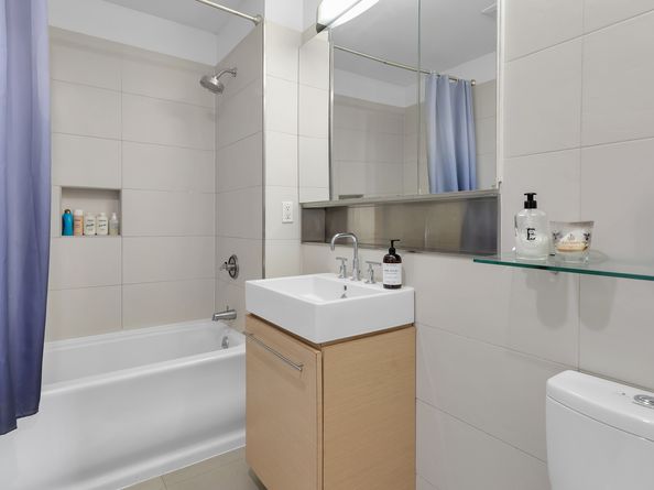 38 Delancey Street 15A, New York NY 10002