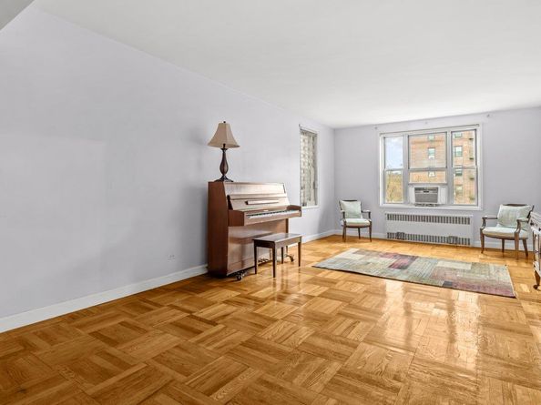 5601 Riverdale Avenue 5F, Bronx NY 10471