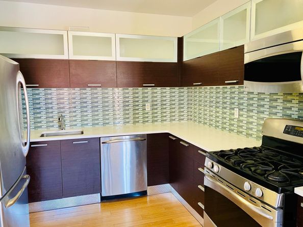 353 East 104th Street 6A, New York NY 10029