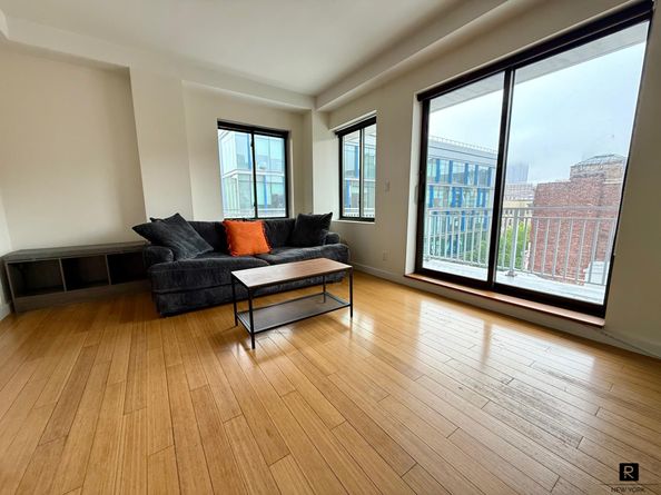 353 East 104th Street 6A, New York NY 10029