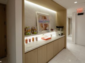 200 East 83rd Street 30B, New York NY 10028