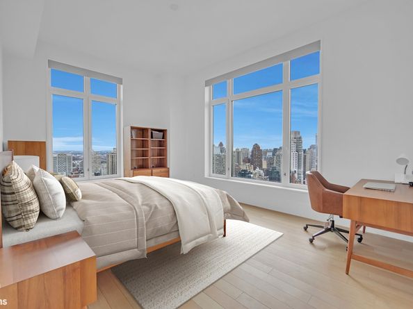 200 East 83rd Street 30B, New York NY 10028