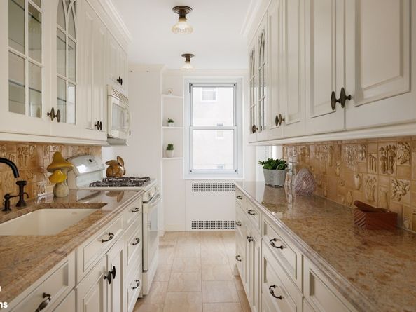 710 Park Avenue PH20B, New York NY 10021