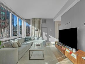 46-30 Center Boulevard 211, Queens NY 11109