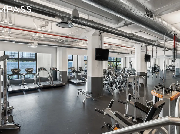 184 Kent Avenue C406, Brooklyn NY 11249