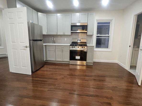 94-19 116th Street, Queens NY 11419