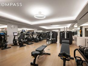 400 5th Avenue 42B, New York NY 10018