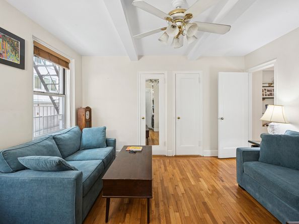 333 East 43rd Street 110/111, New York NY 10017