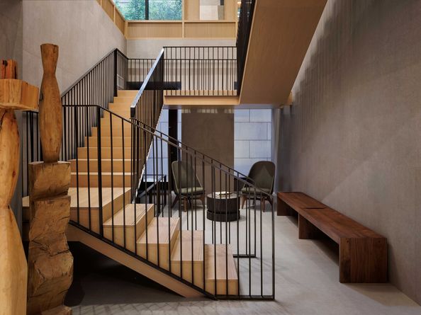 135 East 47th Street 20C, New York NY 10017