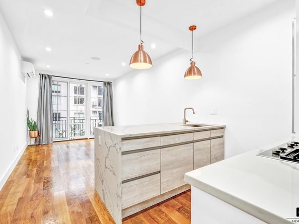 89 Montrose Avenue 3R, Brooklyn NY 11206