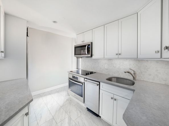 2 Tudor City Place 11KN, New York NY 10017