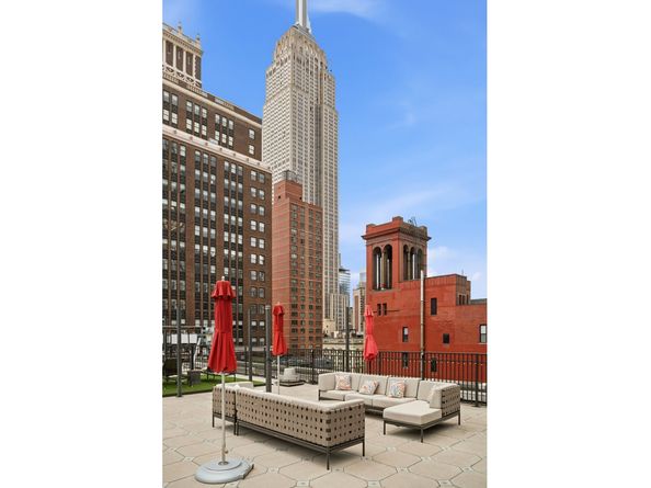 220 Madison Avenue 6R, New York NY 10016