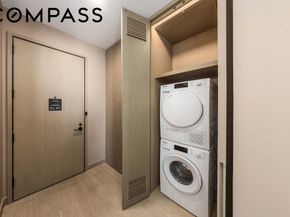 25 West 28th Street PH42B, New York NY 10001
