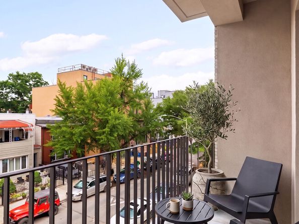 48 Stanhope Street 2F, Brooklyn NY 11221