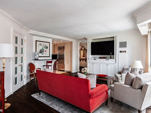 200 East 61st Street 12CD, New York NY 10065