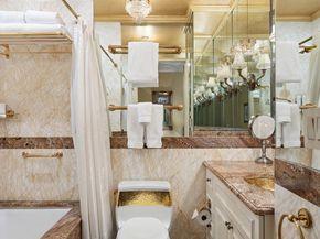 781 5th Avenue 1909, New York NY 10022