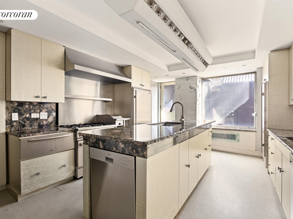 1 Beekman Place AB, New York NY 10022