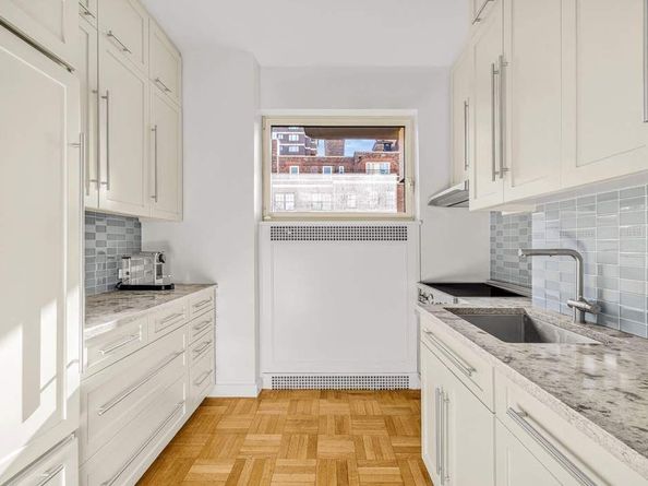 19 East 88th Street 15G, New York NY 10128