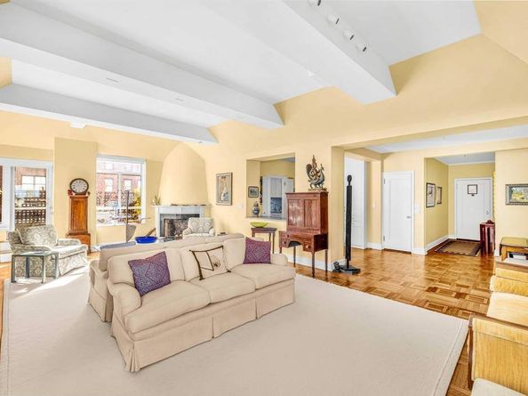19 East 88th Street 15G, New York NY 10128