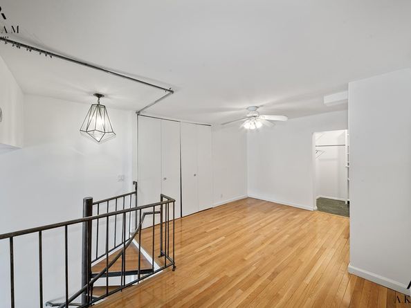 211 Thompson Street 4C, New York NY 10012