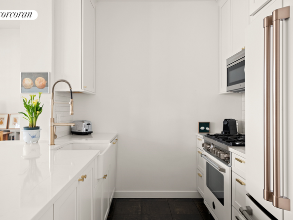 184 Kent Avenue A602, Brooklyn NY 11249