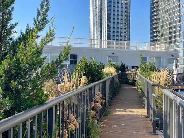 184 Kent Avenue A602, Brooklyn NY 11249