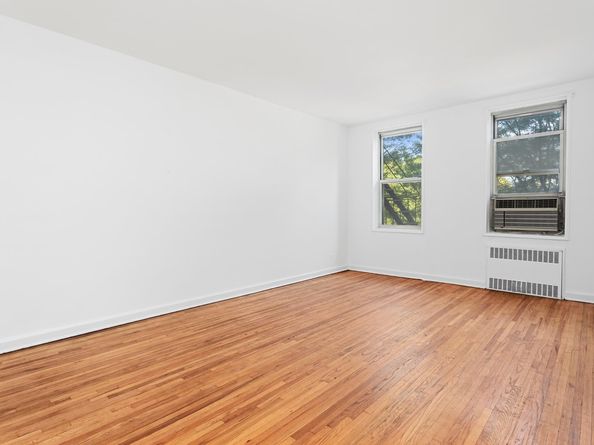 221 Mcdonald Avenue 3A, Brooklyn NY 11218