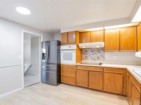 Undisclosed Address #7321110, Aurora CO 80012