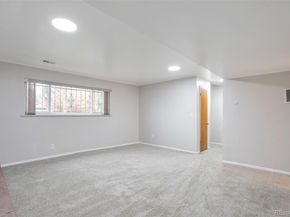 Undisclosed Address #7321110, Aurora CO 80012