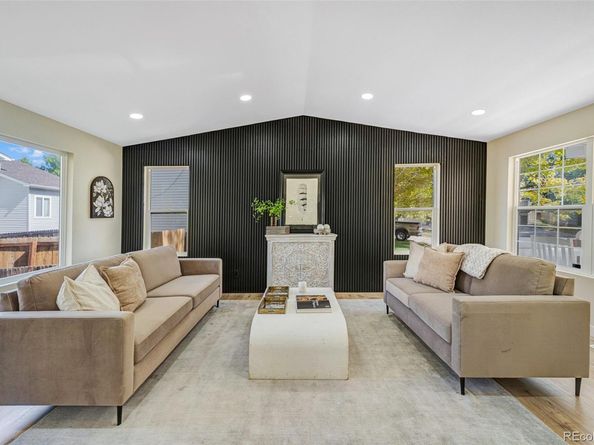 19537 E 18th Avenue, Aurora CO 80011