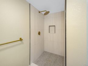 19537 E 18th Avenue, Aurora CO 80011