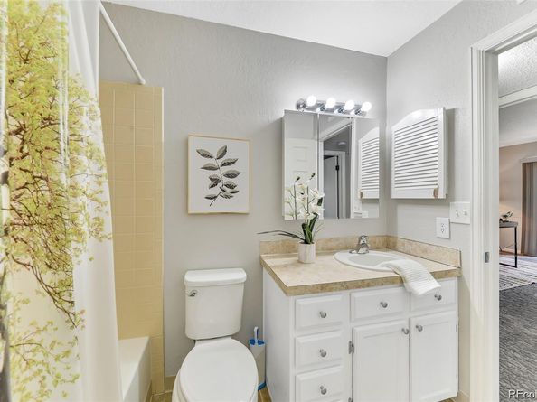 5735 W Atlantic Place 101, Lakewood CO 80227