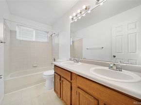 4064 S Himalaya Way, Aurora CO 80013