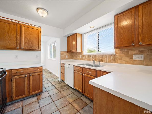 4064 S Himalaya Way, Aurora CO 80013