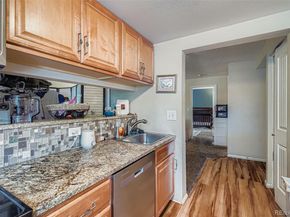 3041 S Ursula Circle 201, Aurora CO 80014