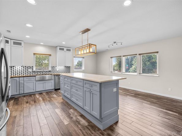 3301 W Union Avenue, Englewood CO 80110