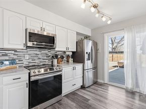 1090 S Newark Street, Aurora CO 80012