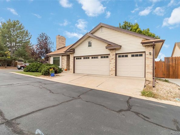 Undisclosed Address #2274115, Aurora CO 80011