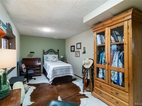 Undisclosed Address #2274115, Aurora CO 80011