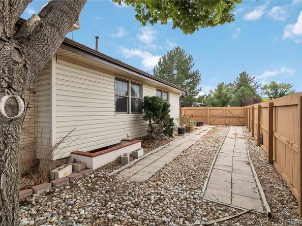 Undisclosed Address #2274115, Aurora CO 80011