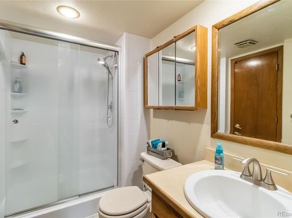 Undisclosed Address #2274115, Aurora CO 80011