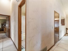 Undisclosed Address #2274115, Aurora CO 80011