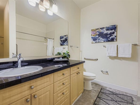 5677 S Park Place B111, Englewood CO 80111
