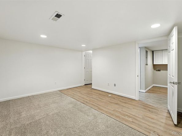 1050 S Monaco Parkway 125, Denver CO 80224